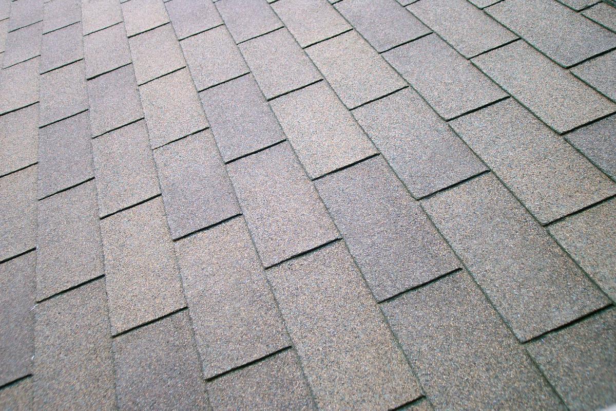 3-tab asphalt shingles on a new roof. 